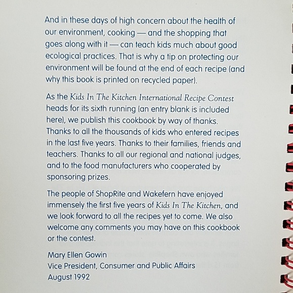 Kids in the Kitchen Cookbook - Picture 3 of 6